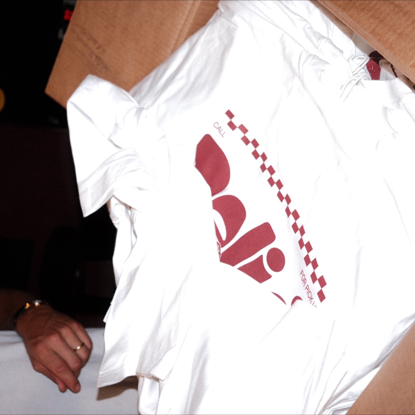 Open box with the DELIS print on top