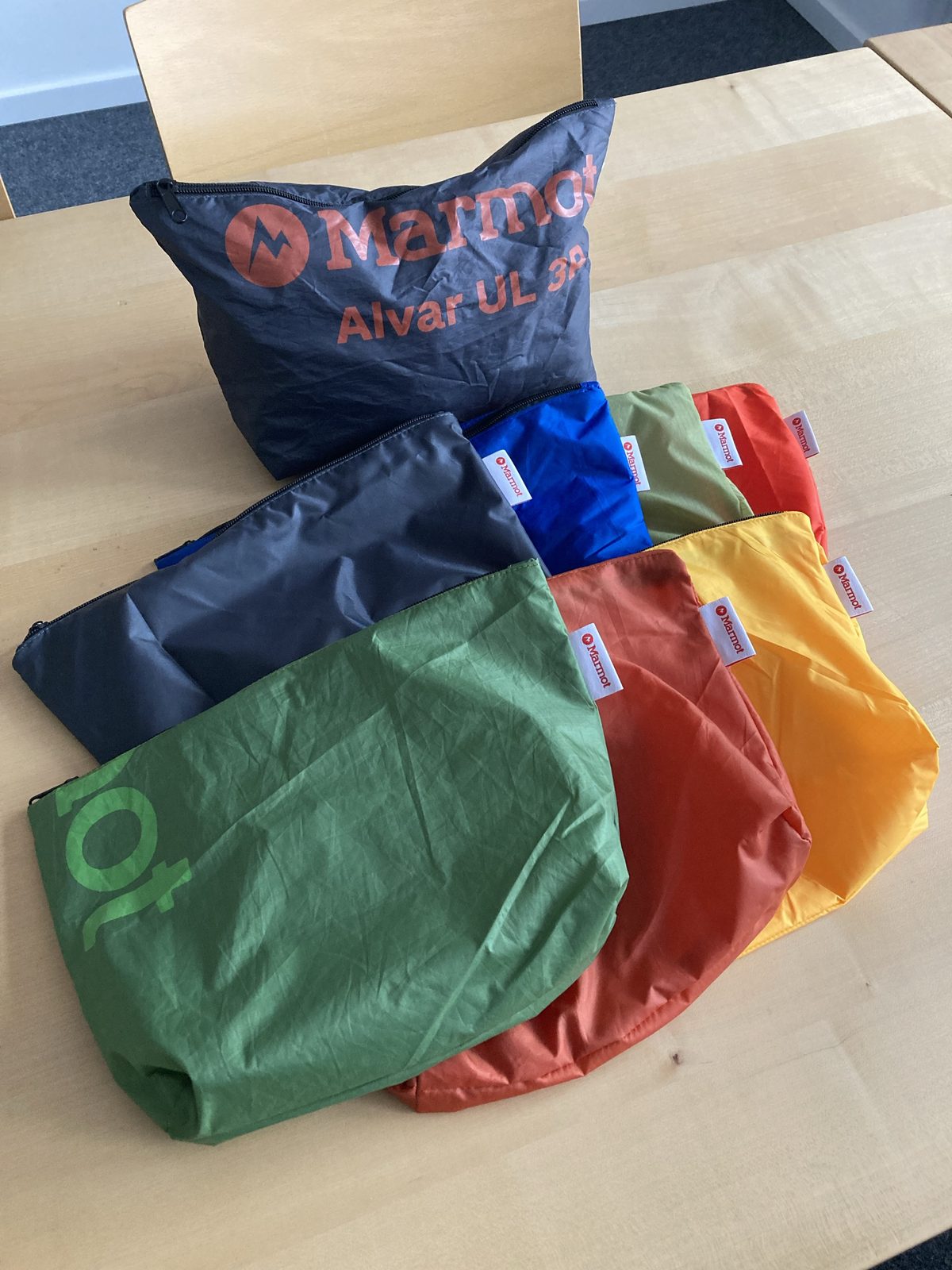 Organizer bags made from colourful tent fabric
